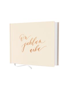 Vieraskirja Kalligrafiastudio - On juhlan aika