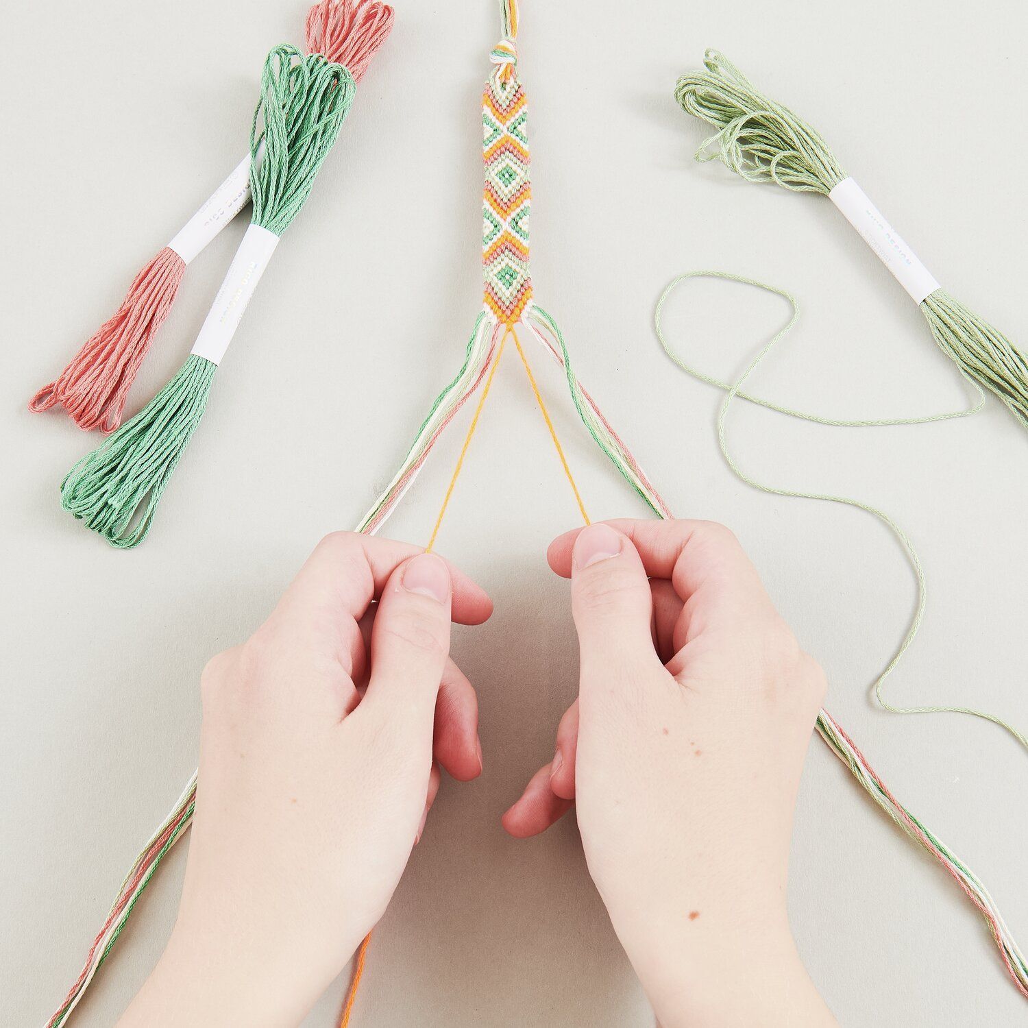 Ystävärannekkeet tarvikesetti Rico Design - Neon mix