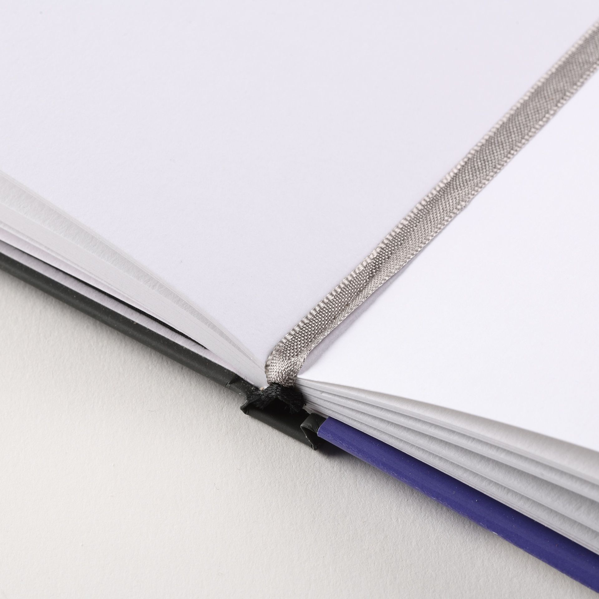 Graduate luonnoskirja MixM 14x21,6cm 200g(72)