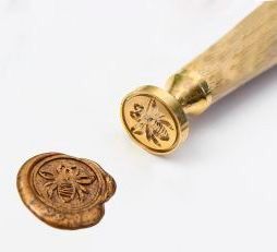 P. Little Birdie sinettileimasin Bee