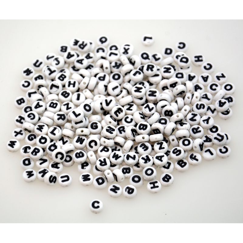 PLAYBOX Muovihelmet aakkoset 7,5mm 500 kpl